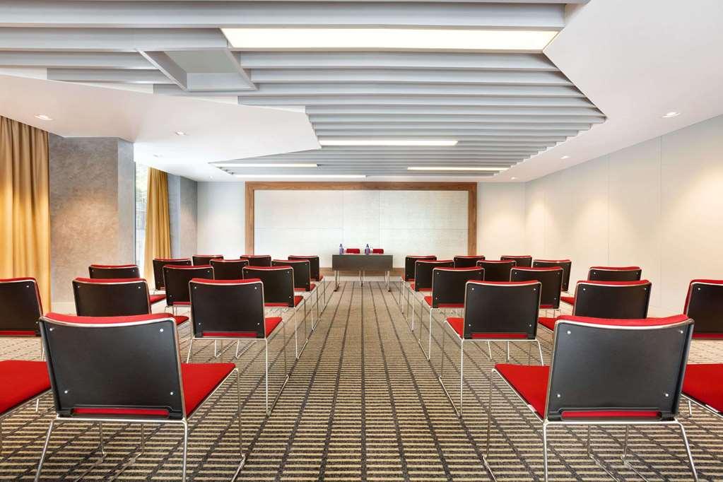 Ramada Encore Tiflis Facilidades foto